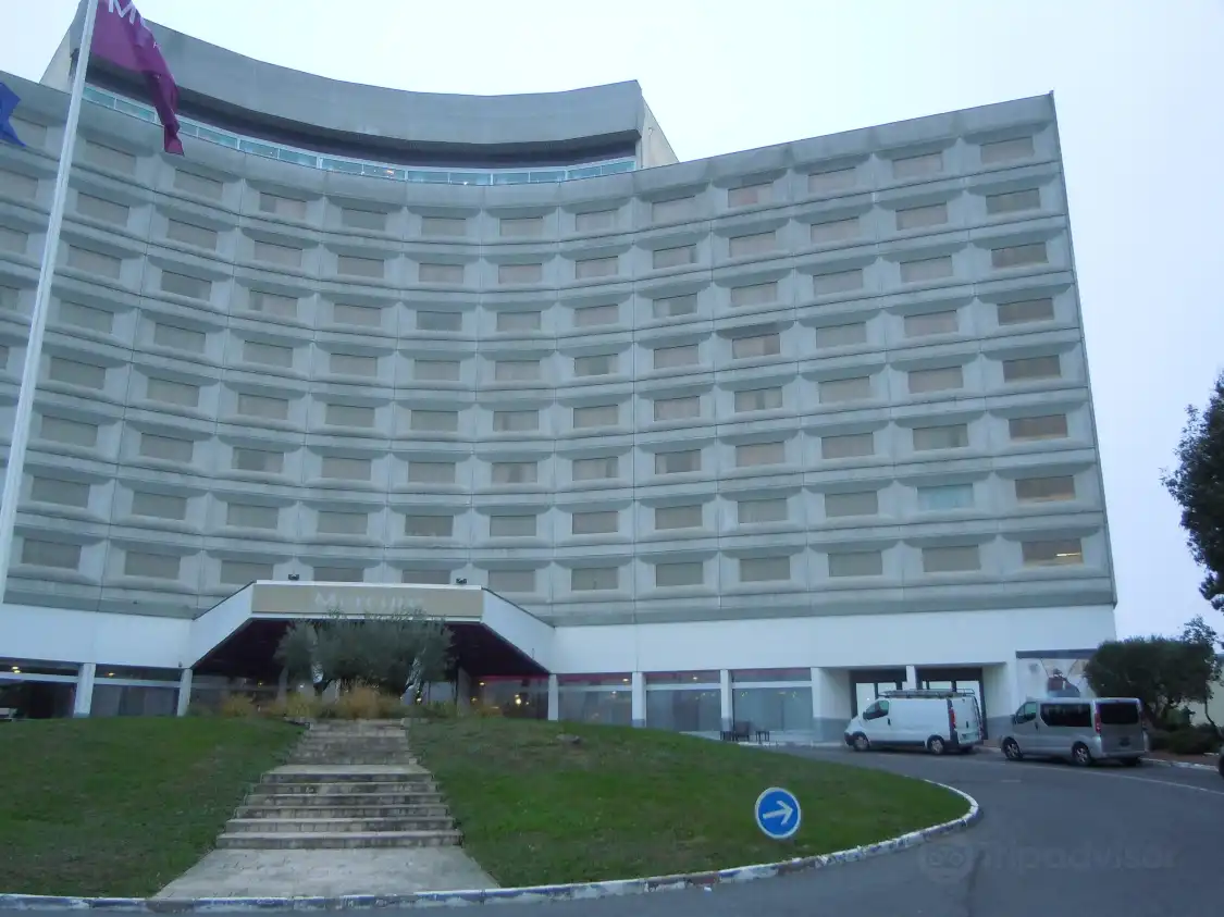 Fresque Mermoz dans la lumière des Andes附近的飯店