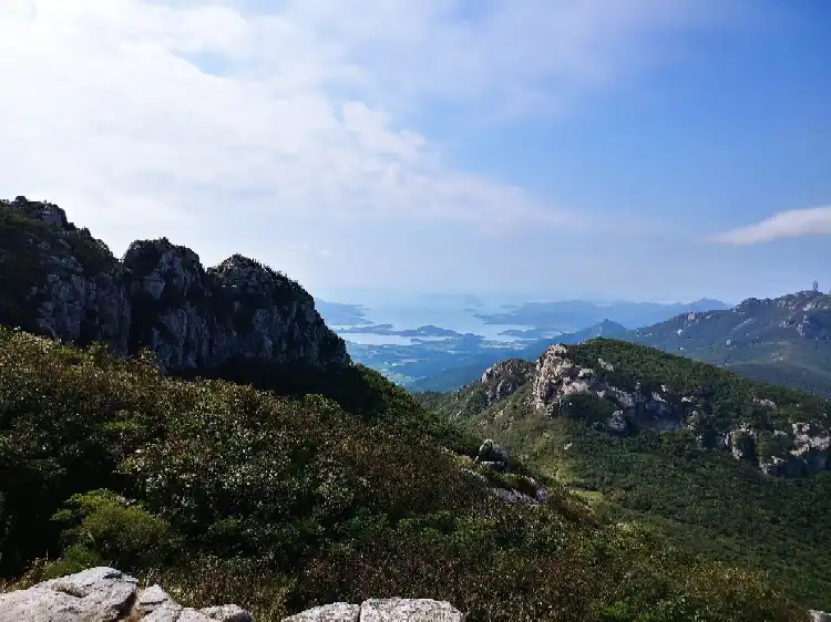 Hotels near Duryunsan Mountain Park