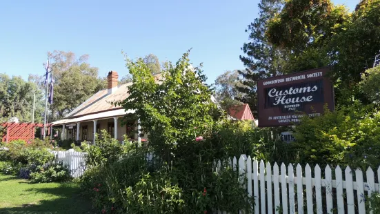 Customs House Museum