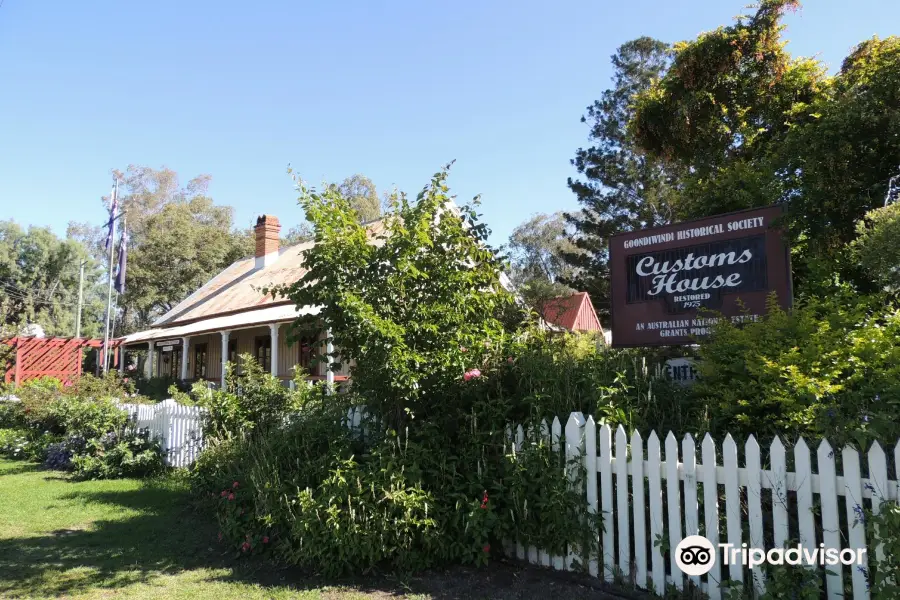 Customs House Museum