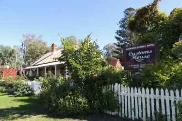 Customs House Museum Hotels in Goondiwindi