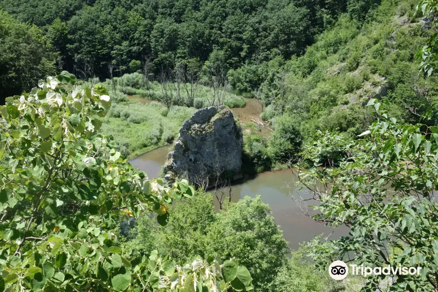 Erma River Gorge, Tran