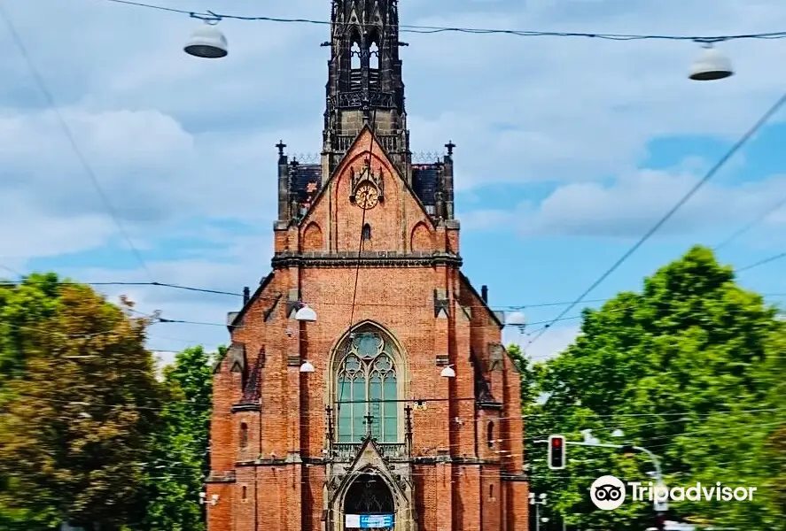 Kostel Jana Amose Komenskeho - Cerveny Kostel