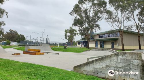 Cochrane Park Playground