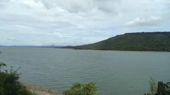 Lam Takhong Dam