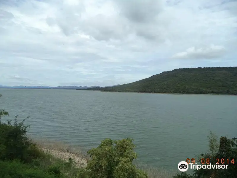 Lam Takhong Dam