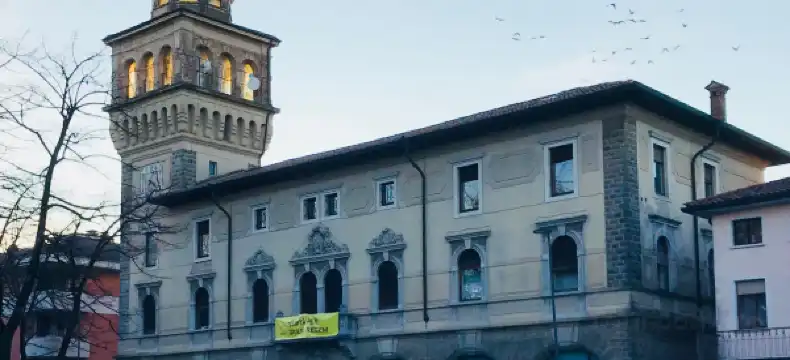 切維尼亞諾－德爾弗留利酒店