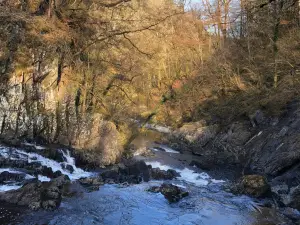 Rhaeadr Ewynnol Swallow Falls Waterfall