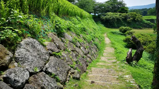 Harajō Castle Ruins