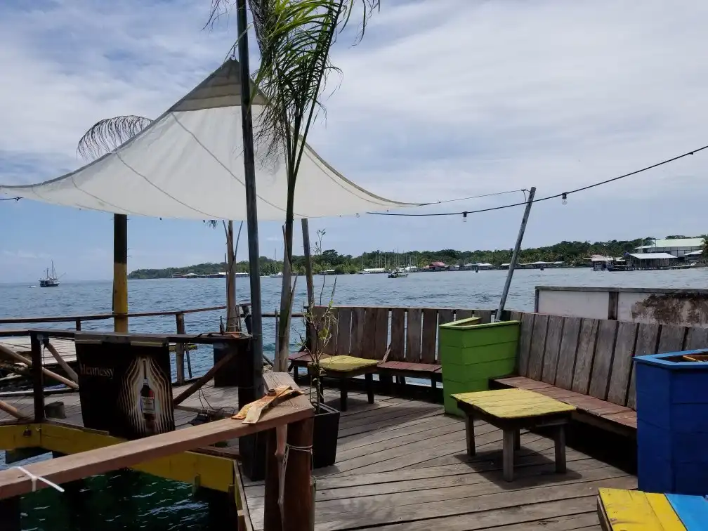 Barco Hundido Bar附近的飯店