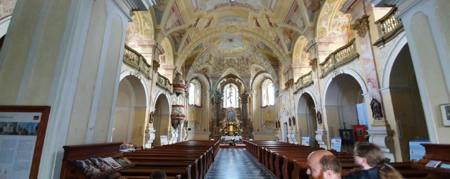 Kostel Panny Marie Sedmibolestné a Povýšení svatého Kříže na Cvilíně