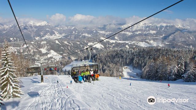 Smučarski center Cerkno