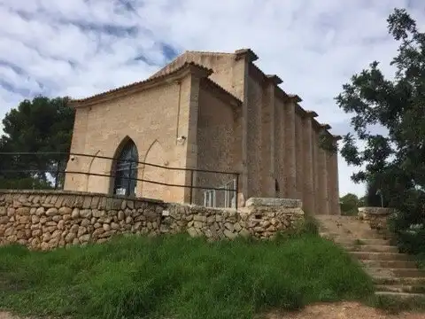 Hotels near Ermita de Portals Nous