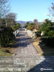 蓮華院誕生寺