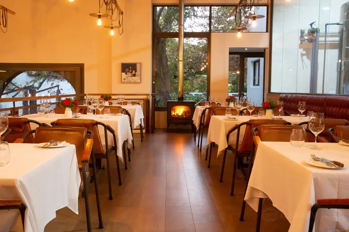 Hotels near Rust en Vrede Wine Estate