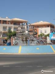 Globe roundabout