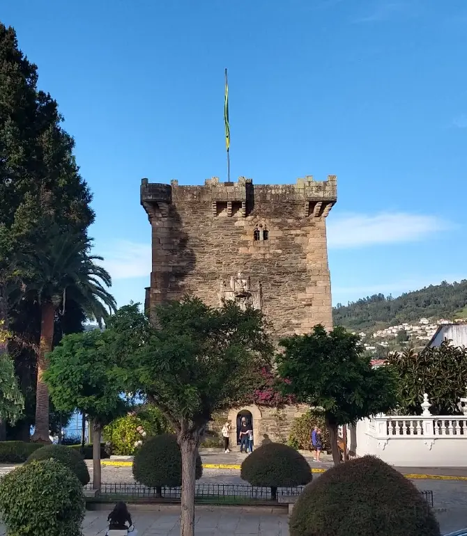 Pontedeume