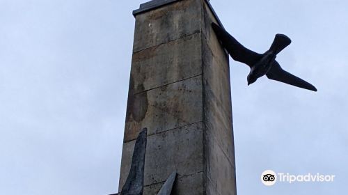 Mercat Cross