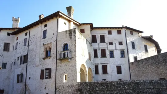 Castello di Valvasone