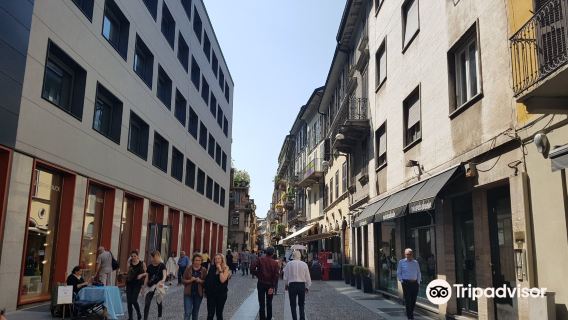 tour 1 ngày Galleria Vittorio Emanuele II, Nhà thờ Milan, Nhà hát Opera La Scala và Galleria dell'Accademia