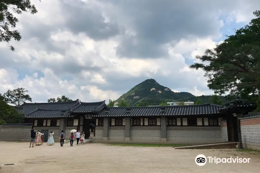 인기 관광지 Global Village Folklore Museum [2024년 업데이트] 트립닷컴