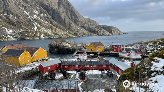 Nusfjord - Historical Fishing Village