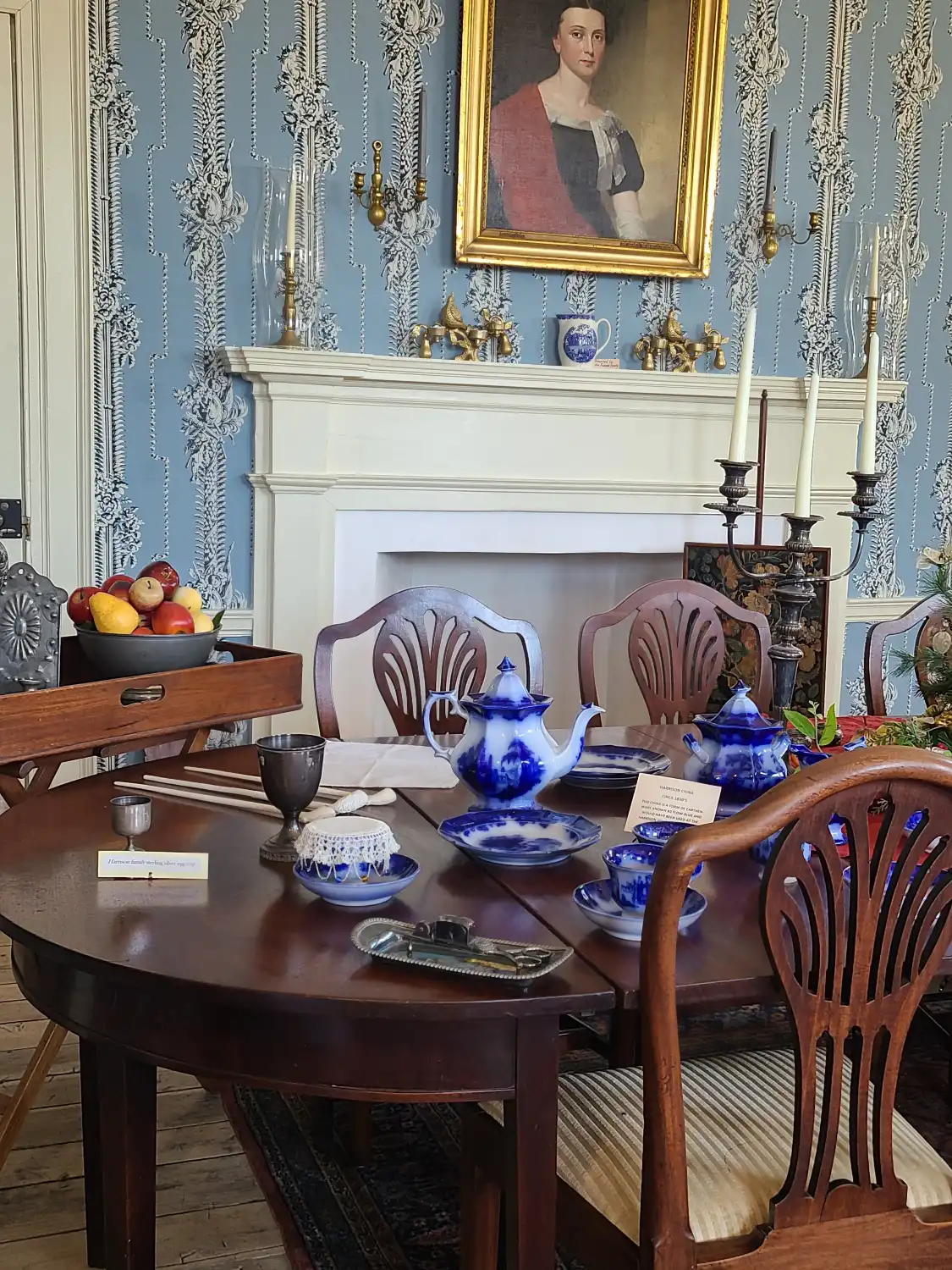 Các khách sạn gần Grouseland (William Henry Harrison Mansion)