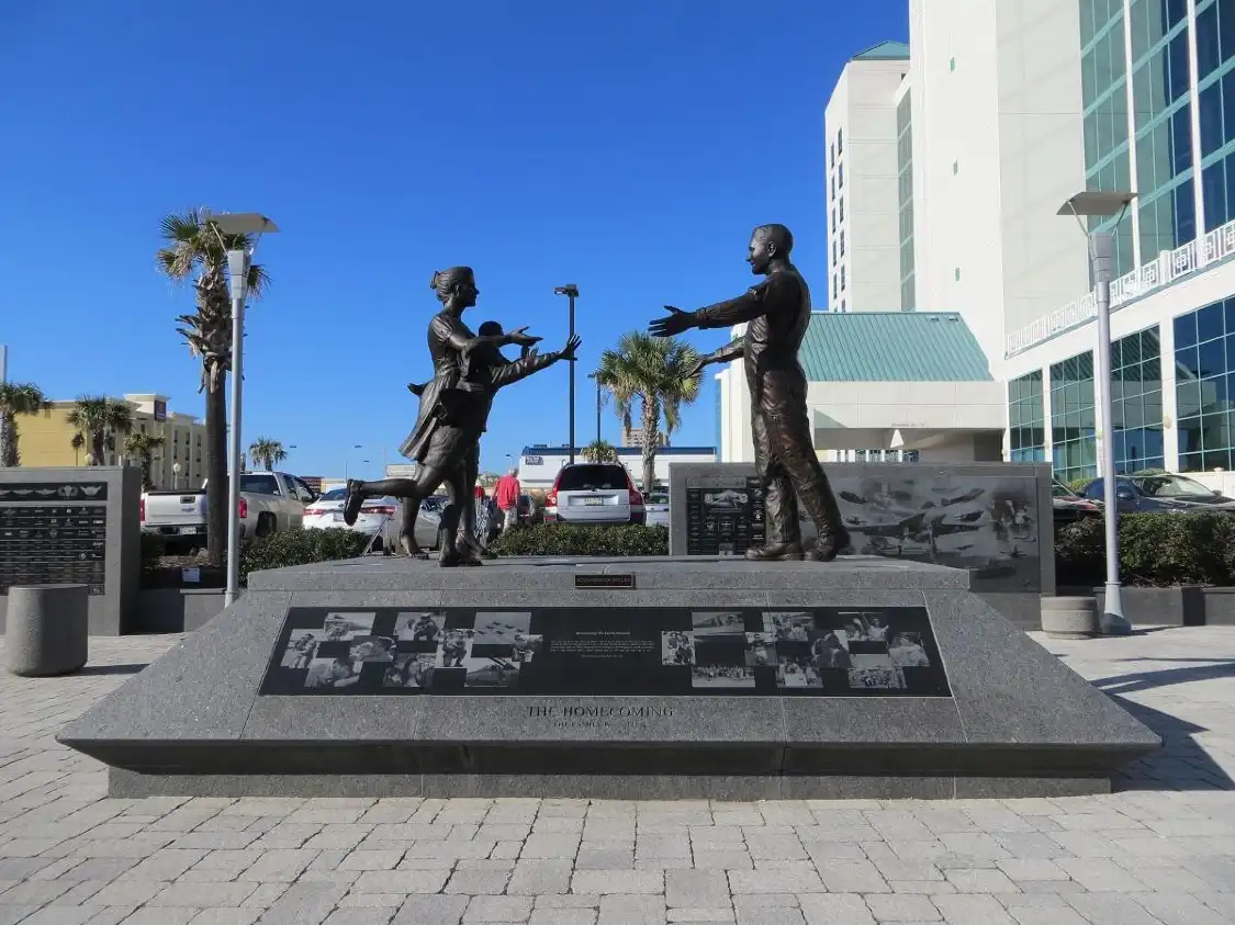 Hotels near Naval Aviation Monument Park