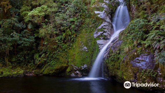 Dorothy Falls