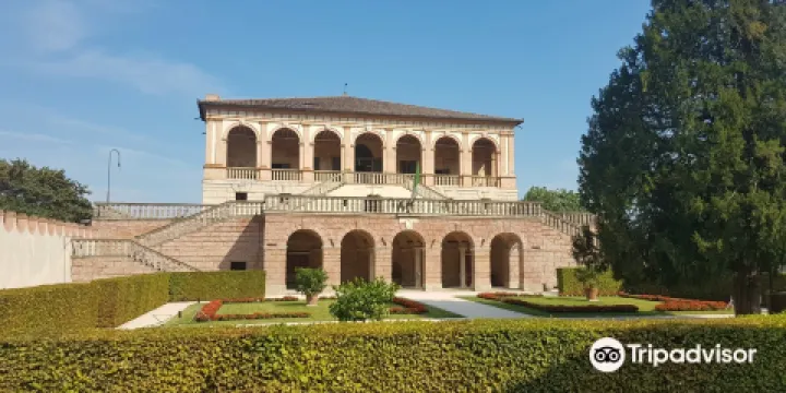 Villa dei Vescovi