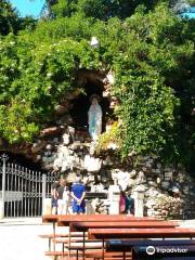 Gruta Nuestra Señora de Lourdes