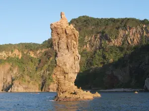 Rosoku-jima (Candle Island)