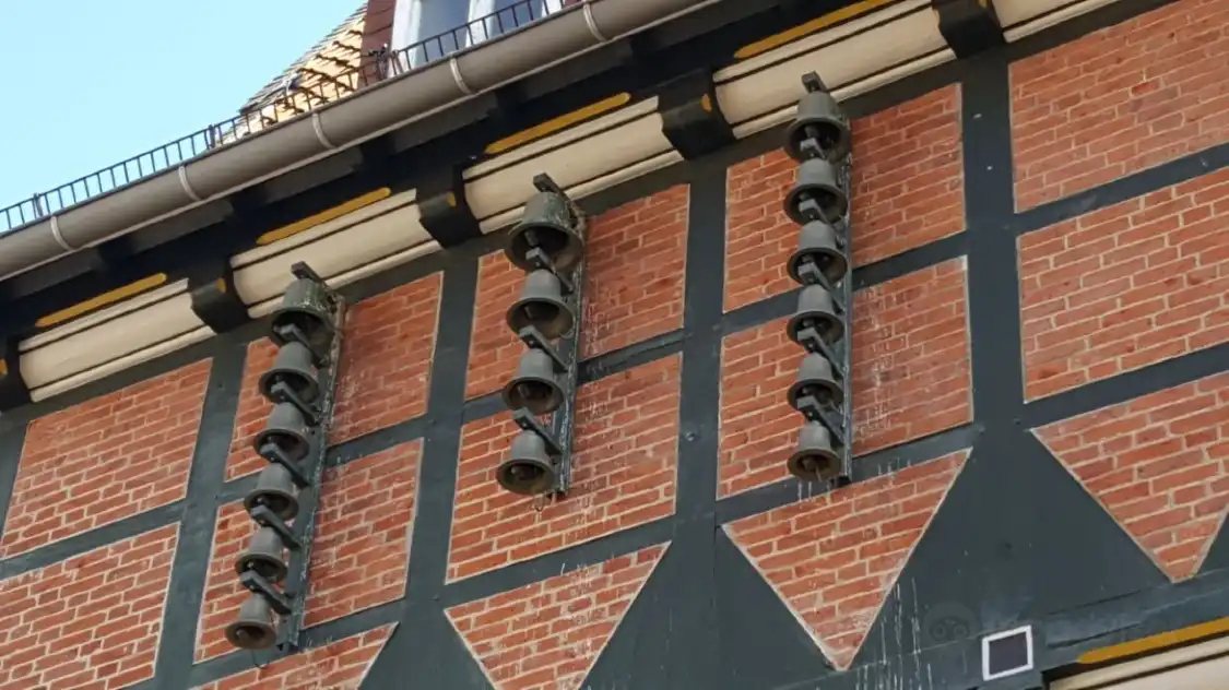 Hotels near Glockenspiel
