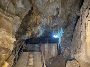 Hospital Cave