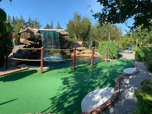 West Coast Minigolf