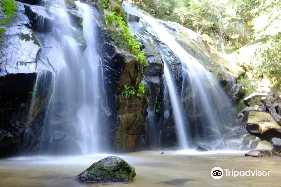 Kanabiki Waterfall