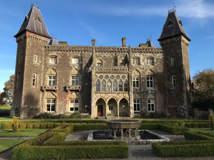 Hotels in Llandeilo