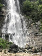 Mencuna Waterfalls