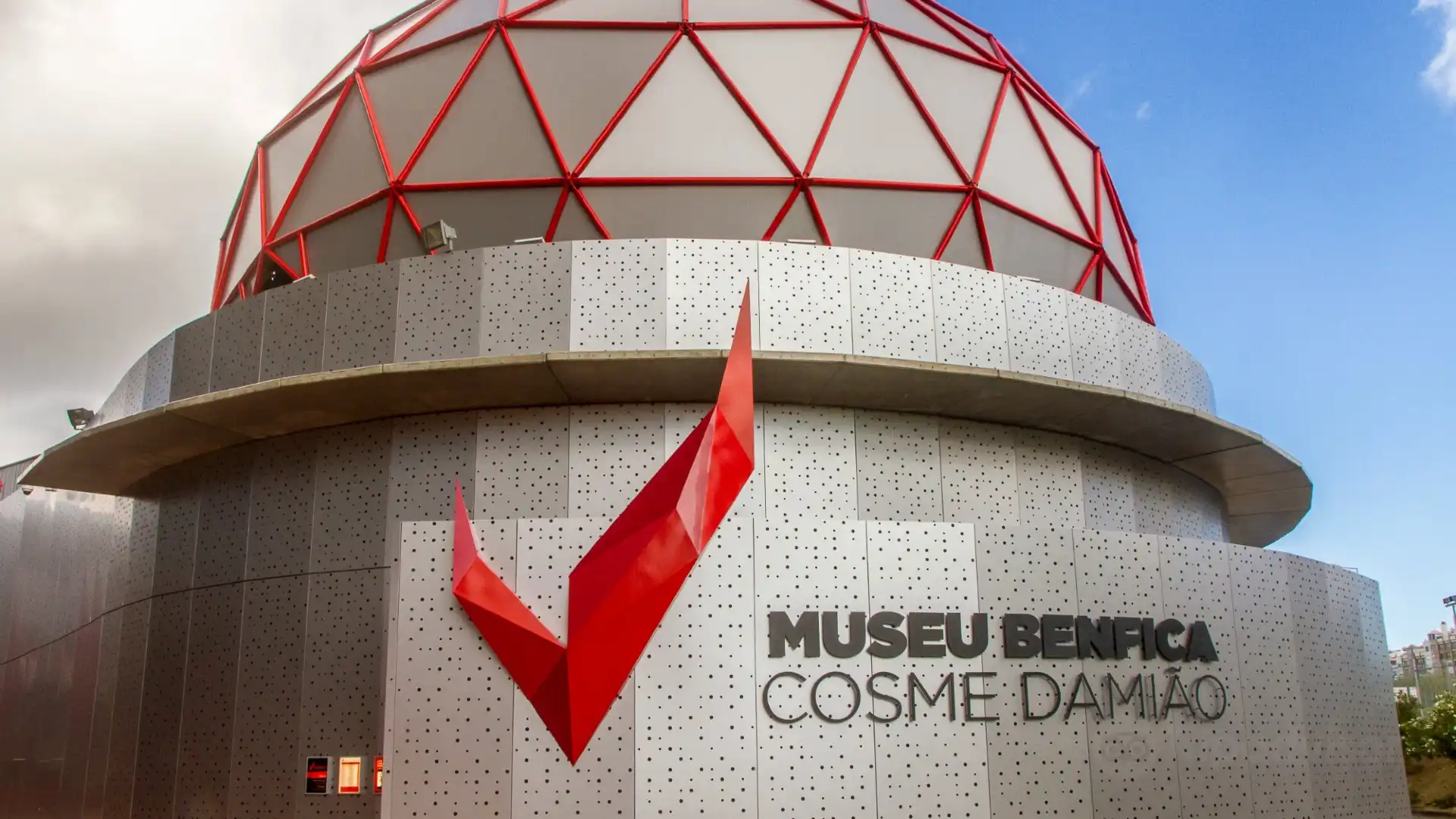 Hotels near Benfica Cosme Damião Museum