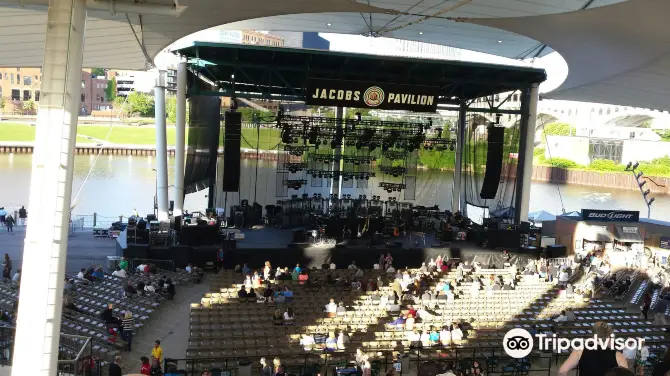4_Jacobs Pavilion at Nautica