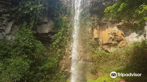 Tres Quedas Waterfall