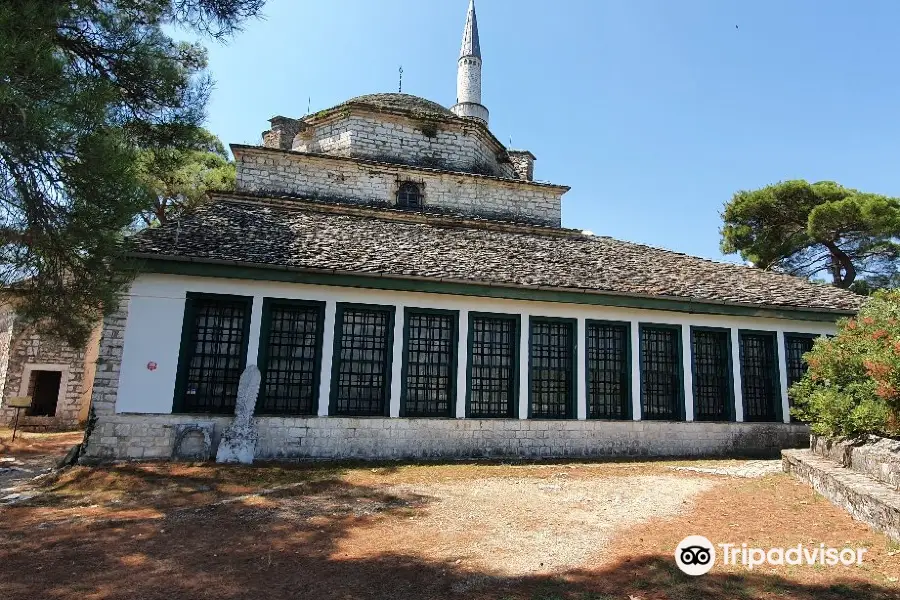 Aslan Pasha Mosque