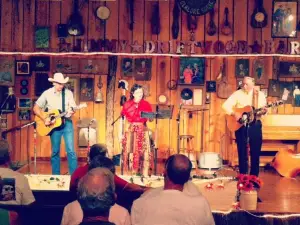 Jimmy Driftwood Barn