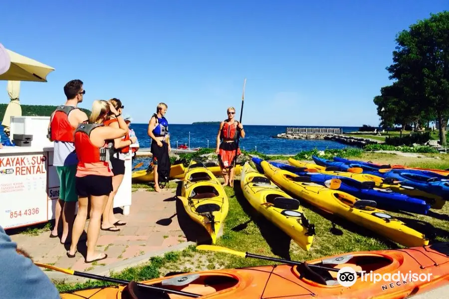 Bay Shore Outfitters - Sister Bay