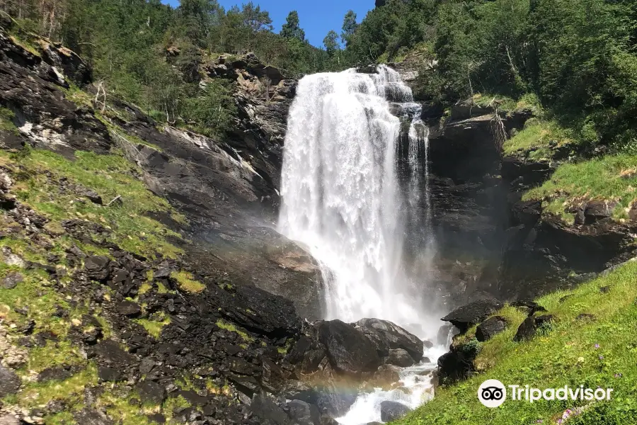 Drivandefossen waterfall