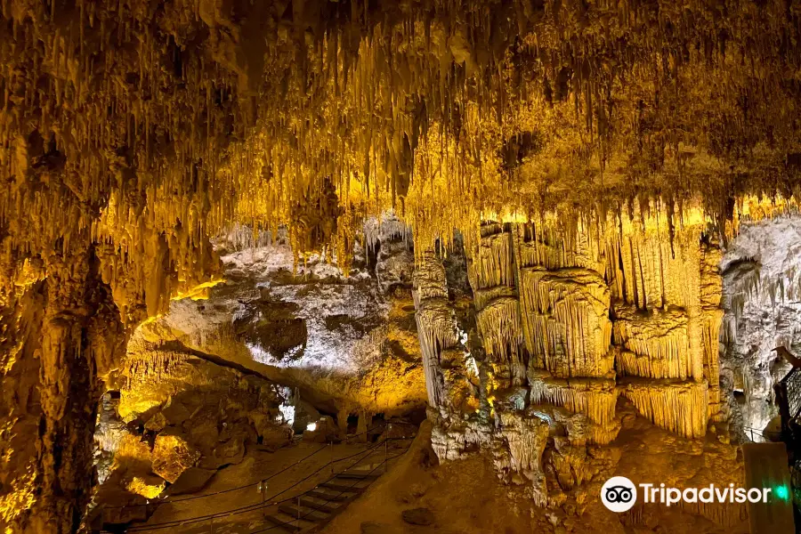 Grotte de Neptune