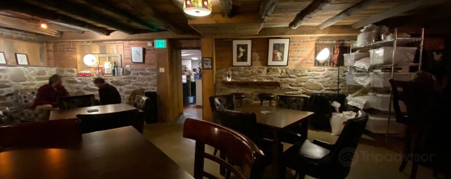 Hopkins Ordinary Bed Breakfast Aleworks