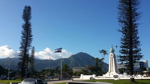 Monumento al Divino Salvador del Mundo