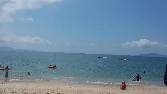 Shinji myeongsasipri Beach