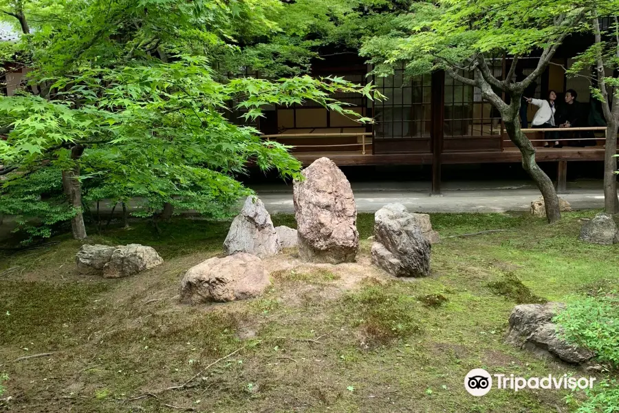 Kennin-ji Temple Garden